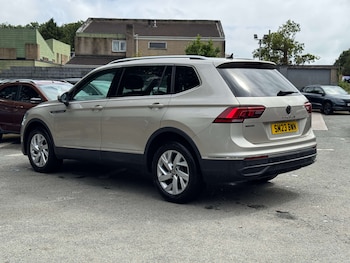 Used Volkswagen Tiguan Allspace 2023 for sale - 78953321: Photo