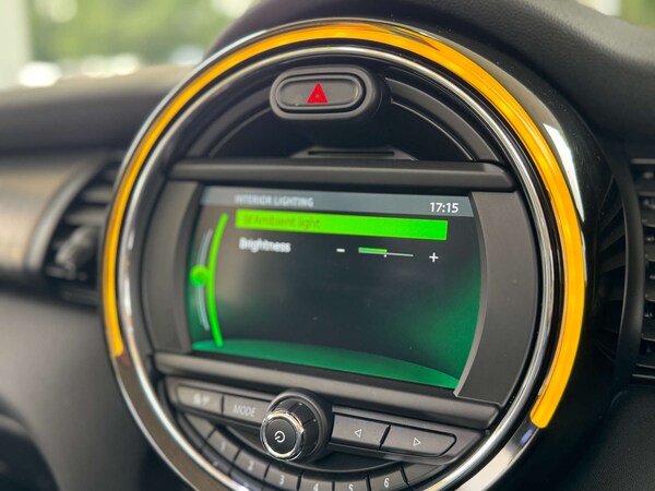 Used MINI Convertible 2021 for sale - 76277875: Photo 24