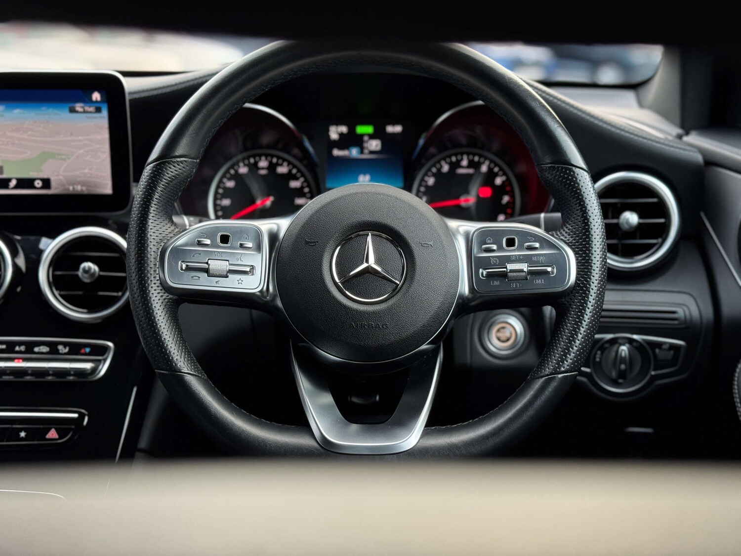 Used Mercedes-Benz GLC 2022 for sale - 77152840: Photo 21