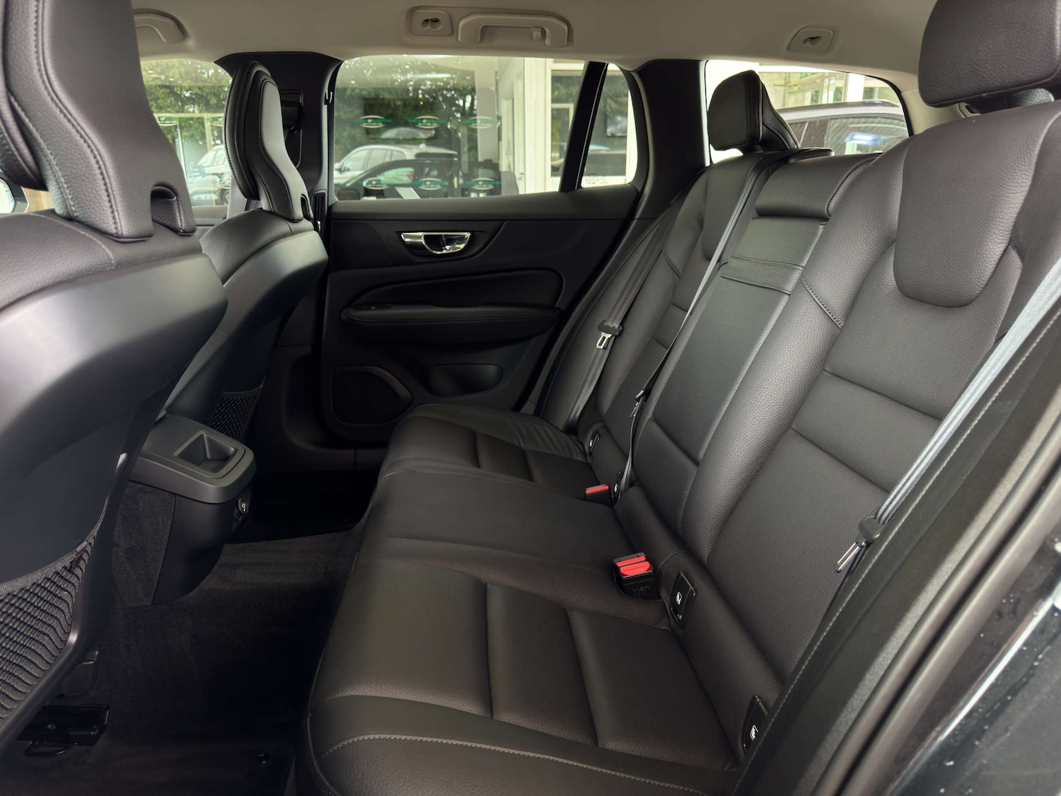 Used Volvo V60 2019 for sale - 77200688: Photo 14