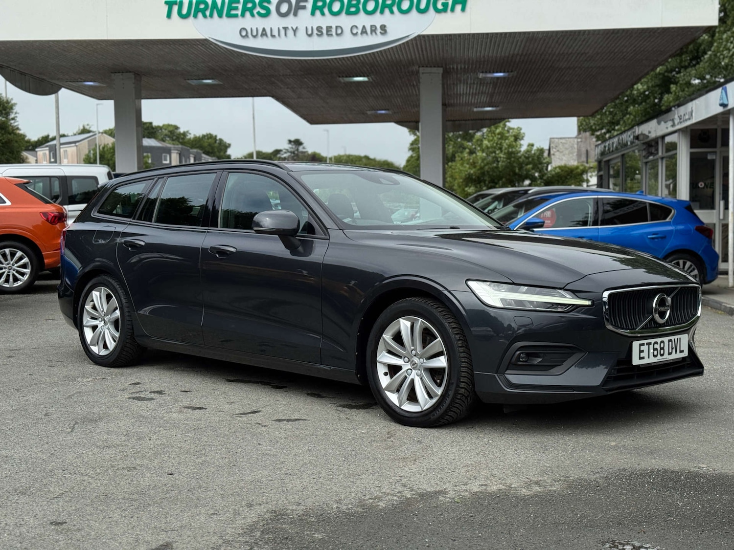 Used Volvo V60 2019 for sale - 77200688: Photo 9