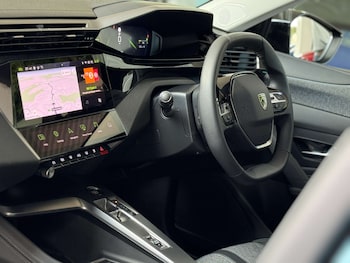 Used Peugeot 408 2023 for sale - 76600570: Photo