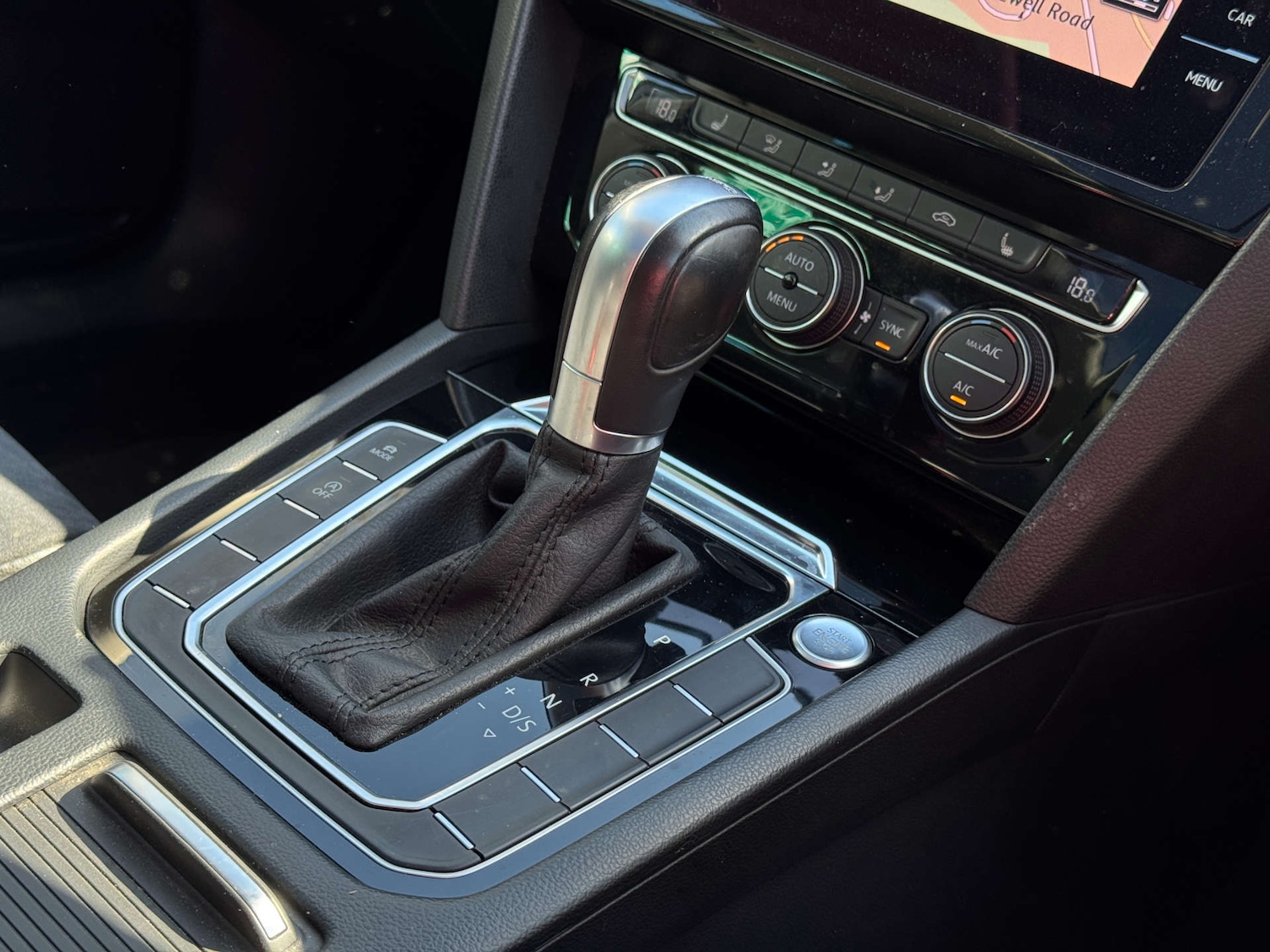 Used Volkswagen Passat 2018 for sale - 78154391: Photo 10