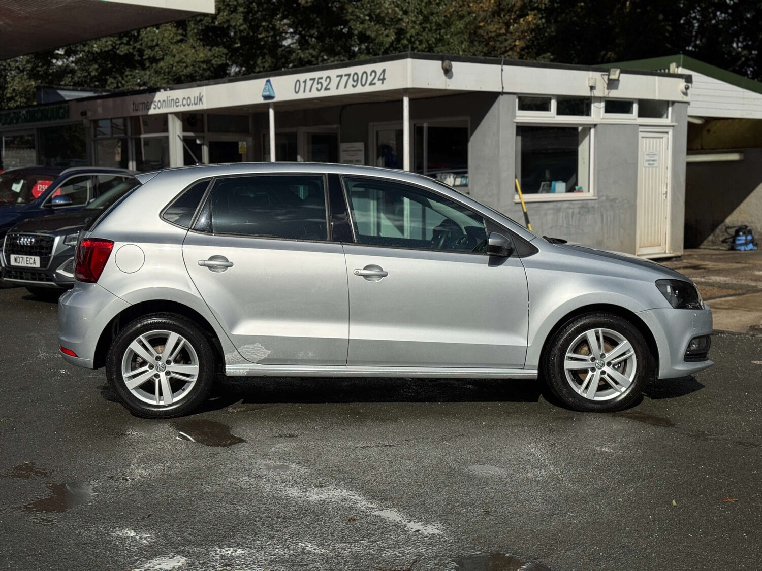 Vehicle 8
