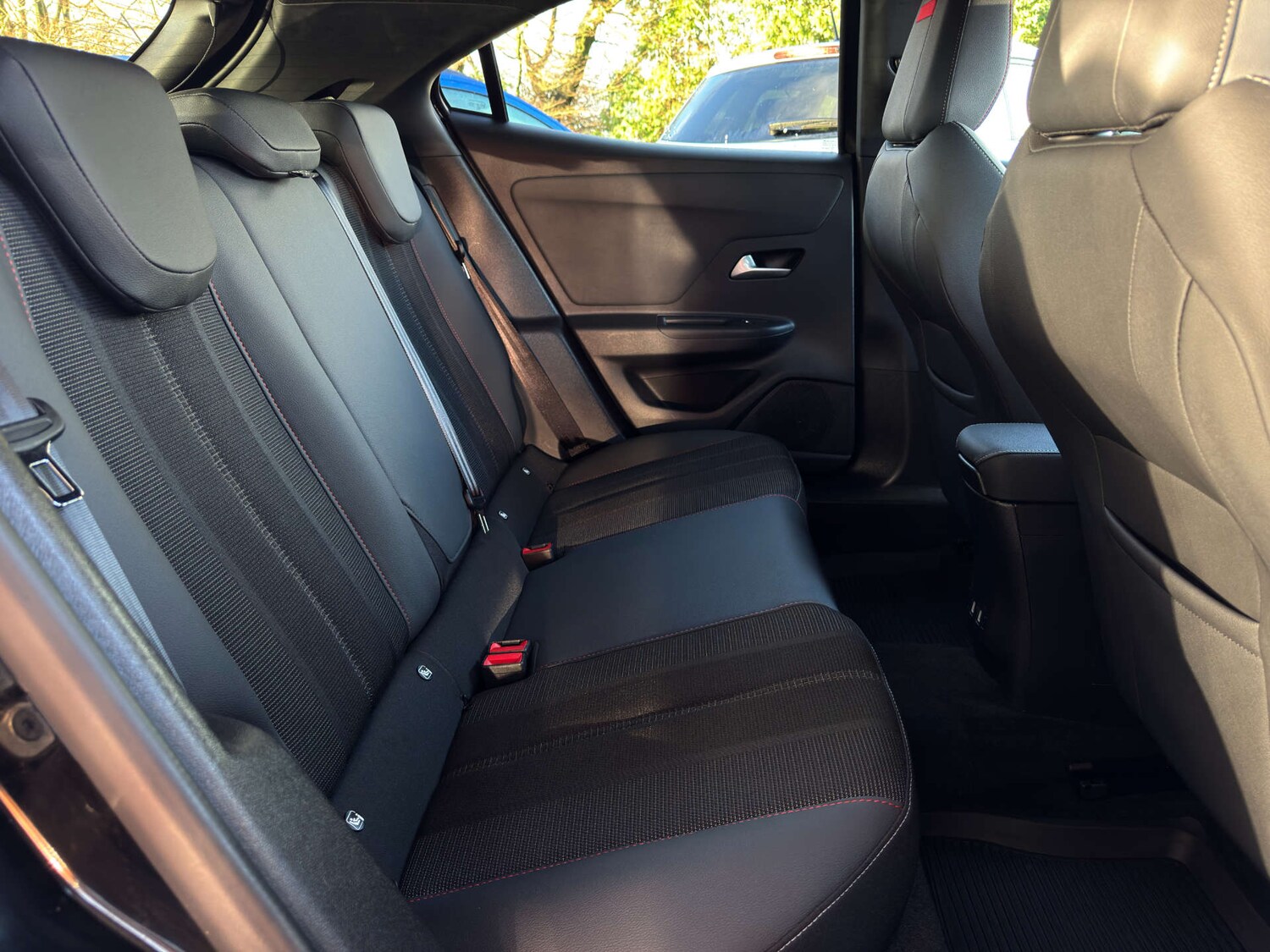 Used Vauxhall Mokka Electric 2022 for sale - 76765009: Photo 15