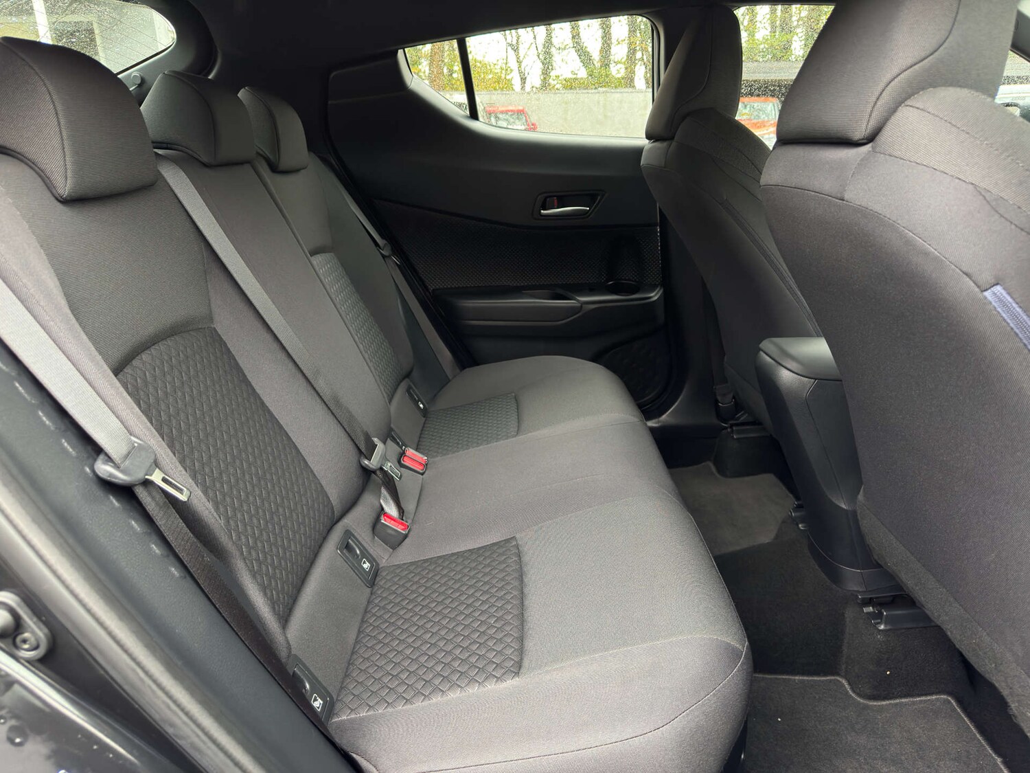 Used Toyota C-HR 2022 for sale - 76544302: Photo 15