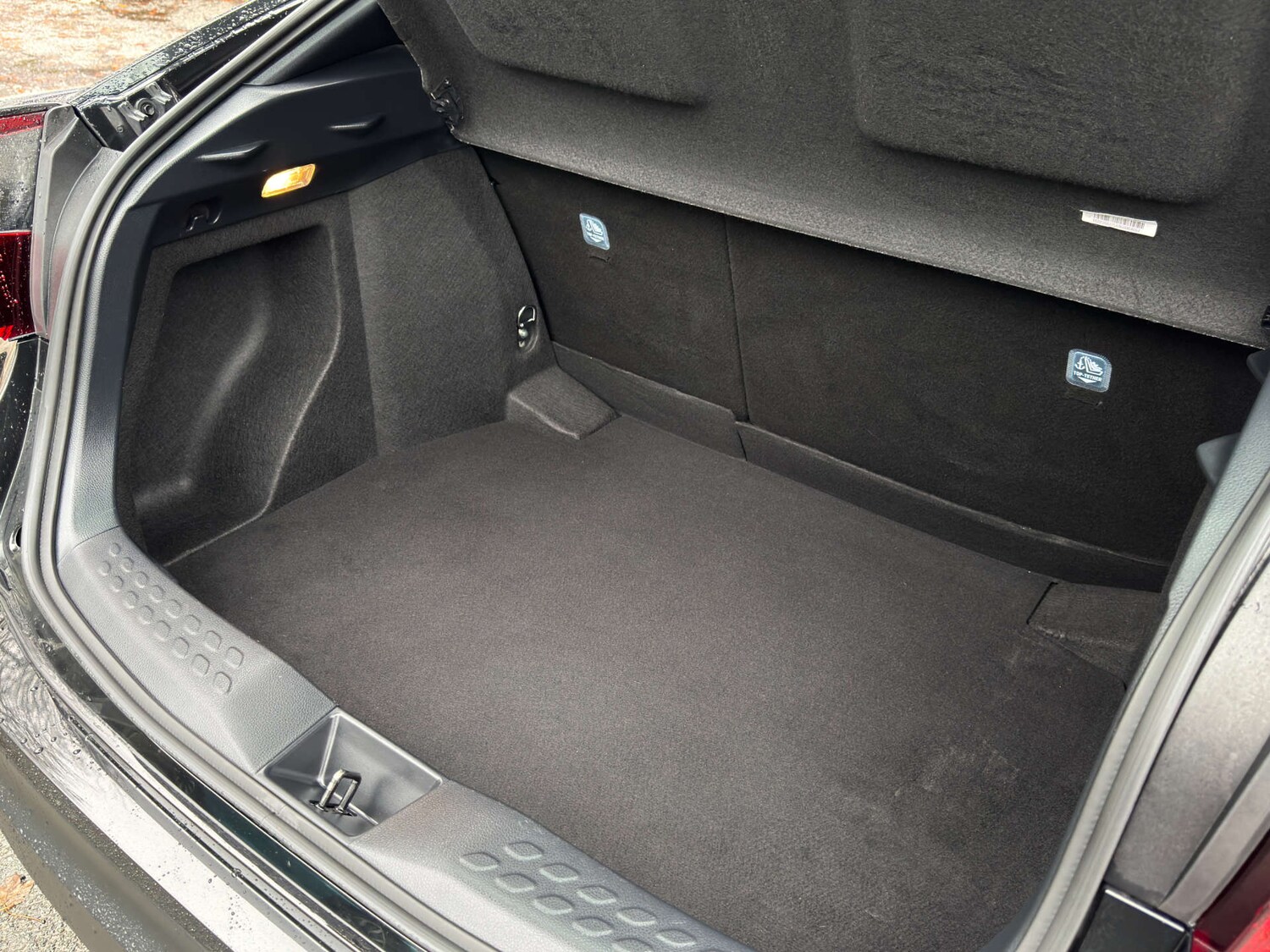 Used Toyota C-HR 2022 for sale - 76544302: Photo 18