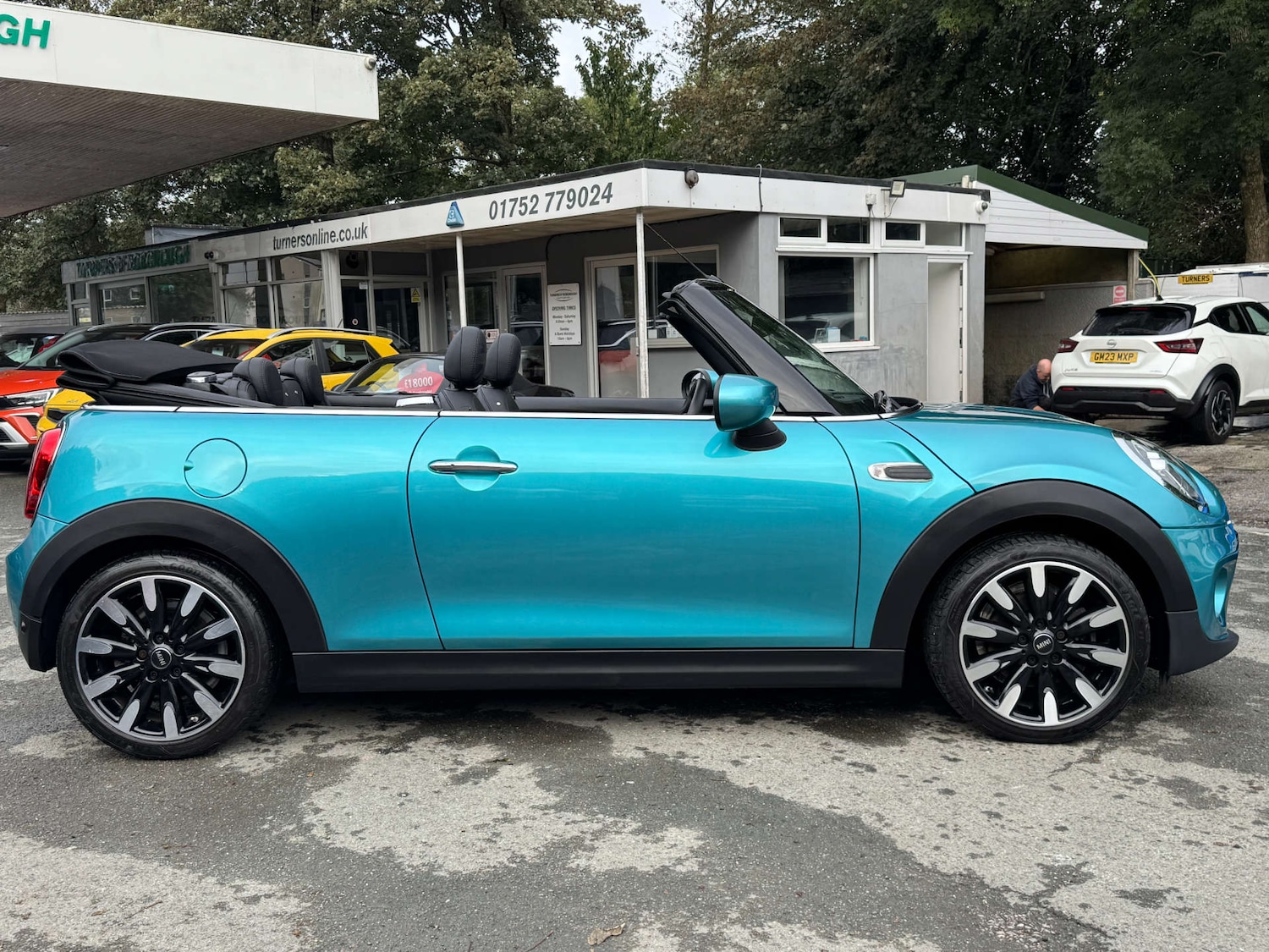 Used MINI Convertible 2021 for sale - 76363526: Photo 9