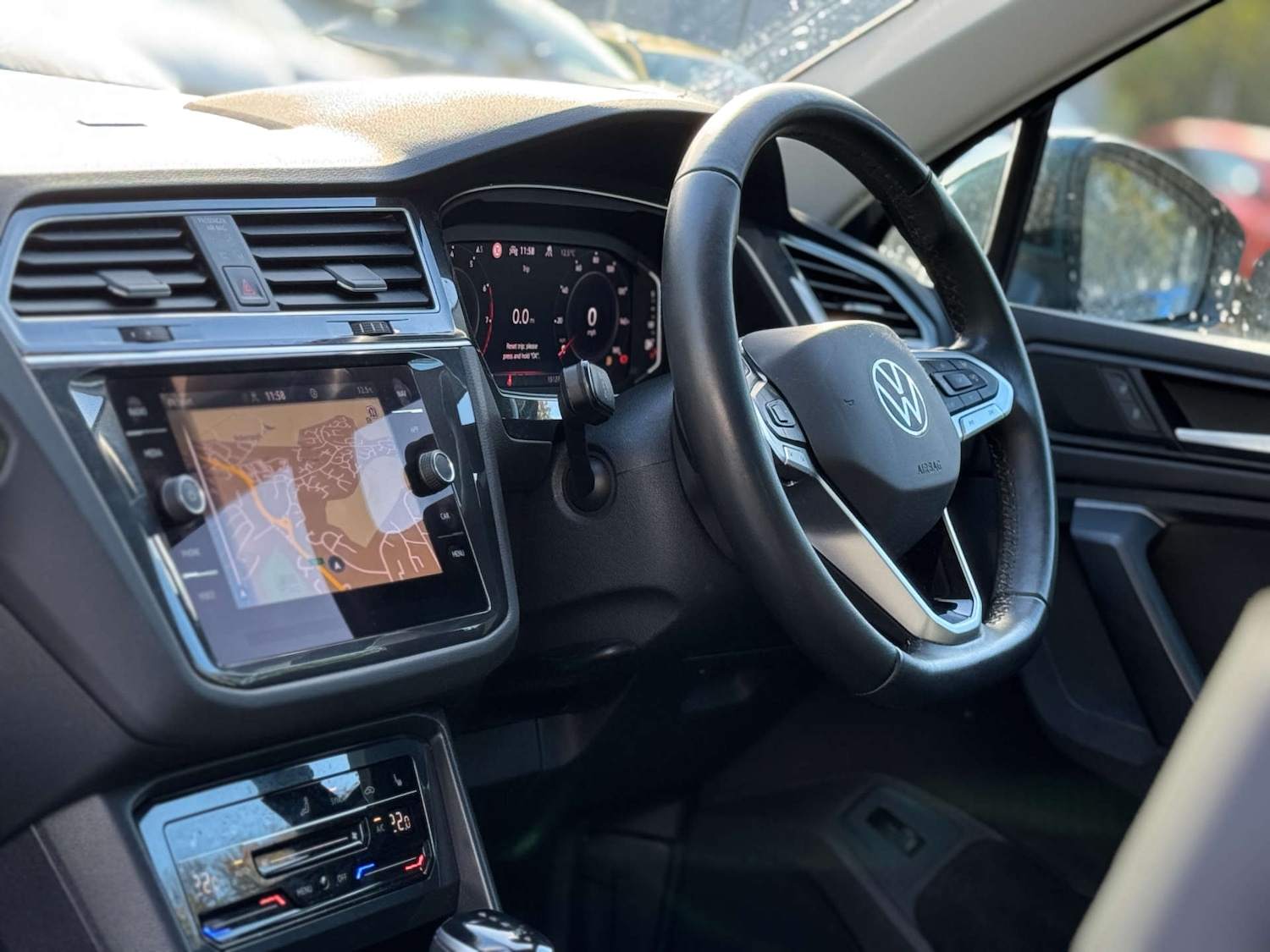 Used Volkswagen Tiguan 2021 for sale - 76385763: Photo 2