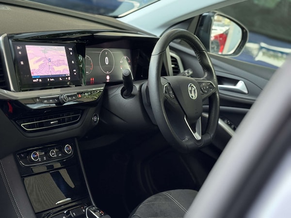 Used Vauxhall Grandland 2022 for sale - 75307408: Photo 2