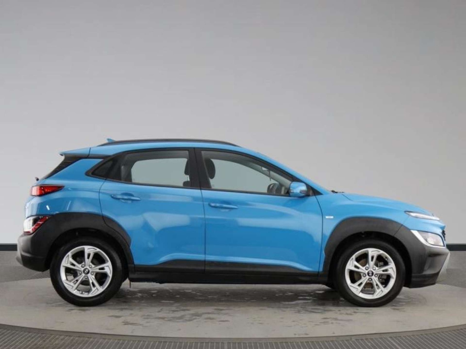 Used Hyundai KONA 2022 for sale - 77200724: Photo 3