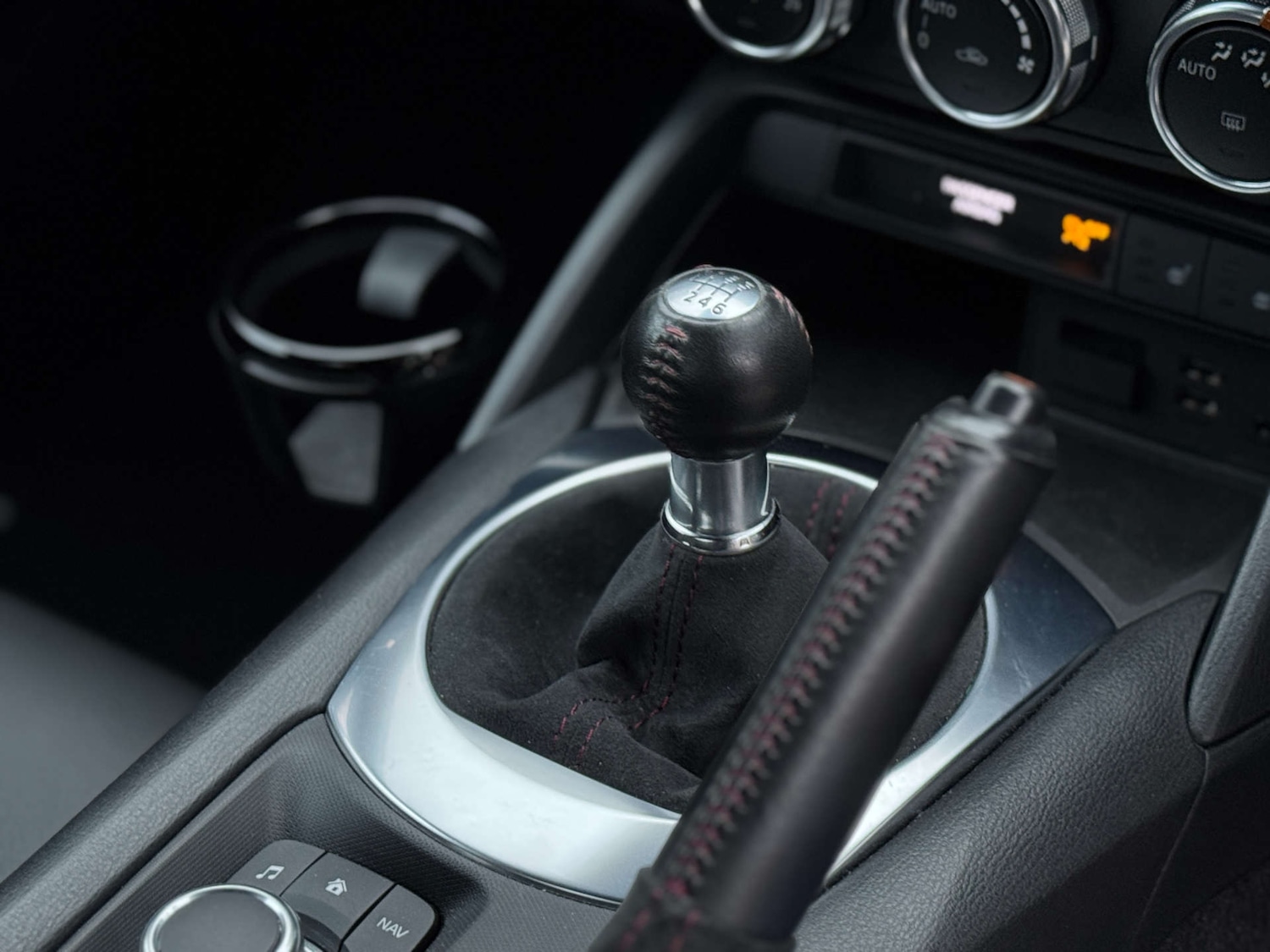 Used Mazda MX-5 2017 for sale - 76453795: Photo 8