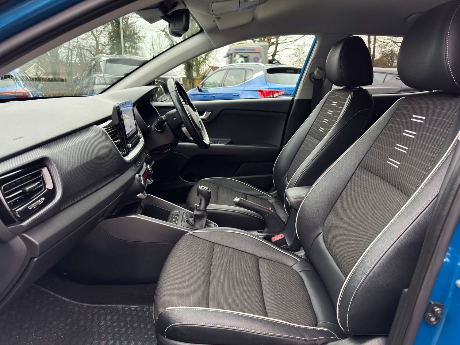 Used Kia Stonic 2022 for sale - 77547638: Photo 13