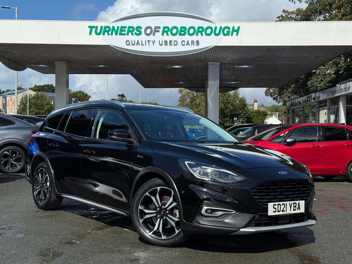 Used Ford Focus 2021 for sale - 76277723: Photo 1