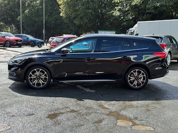 Used Ford Focus 2021 for sale - 76277723: Photo 4
