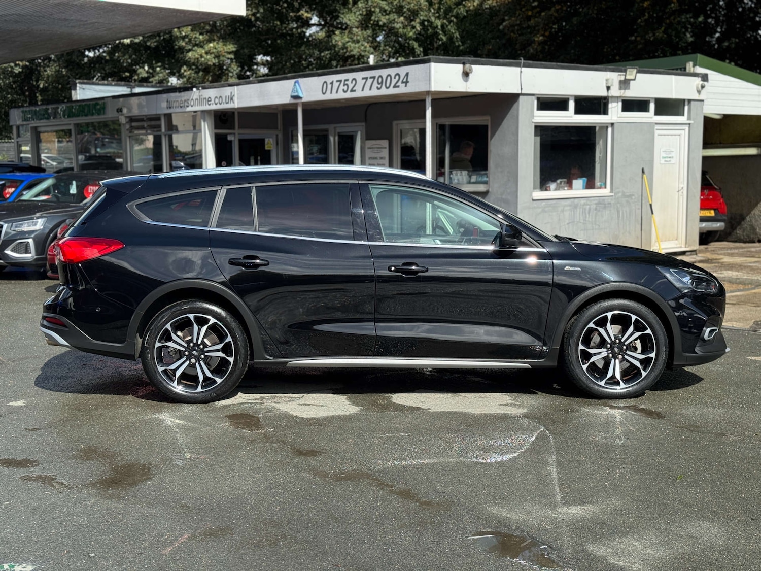 Used Ford Focus 2021 for sale - 76277723: Photo 8