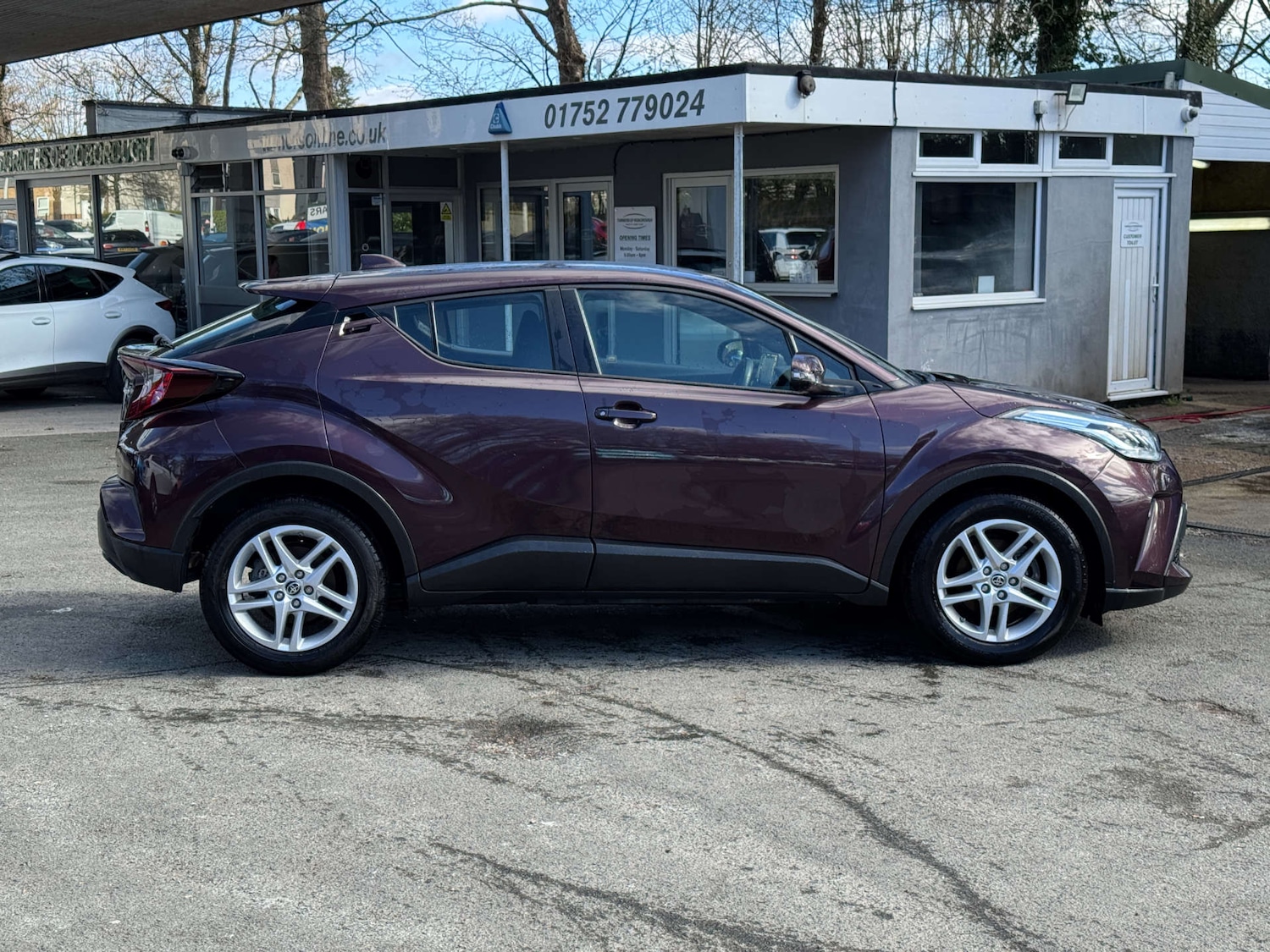 Used Toyota C-HR 2023 for sale - 78111274: Photo 6