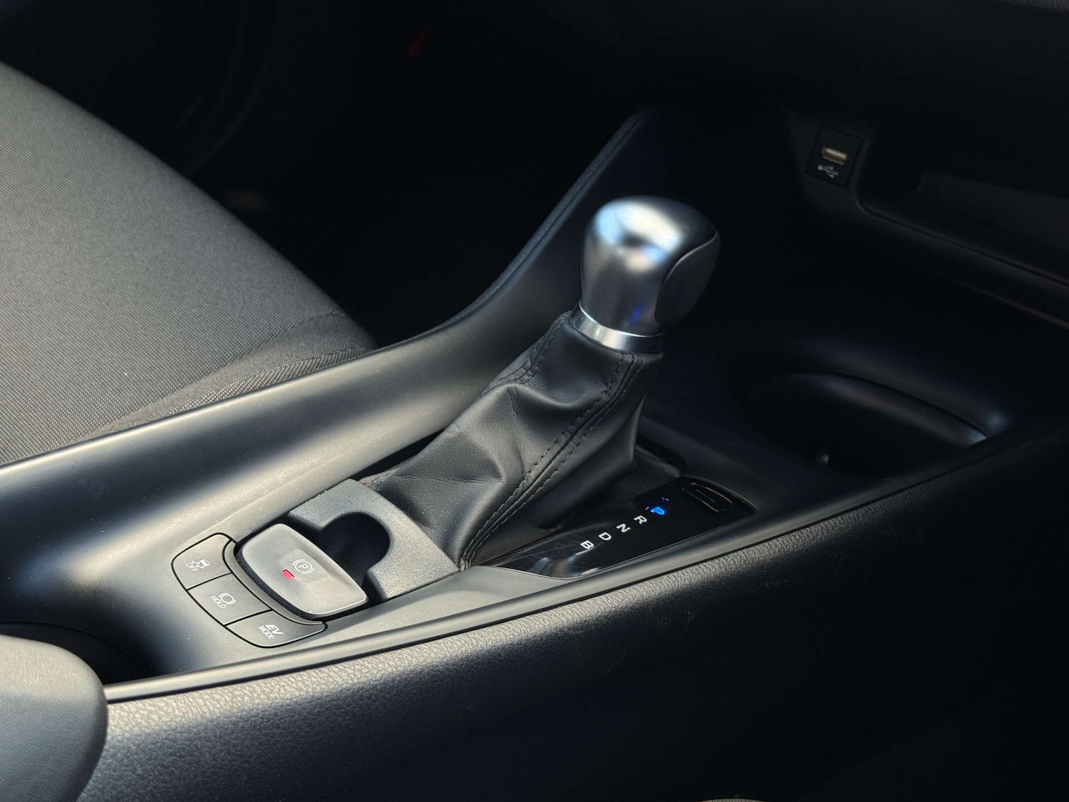 Used Toyota C-HR 2023 for sale - 78111274: Photo 9