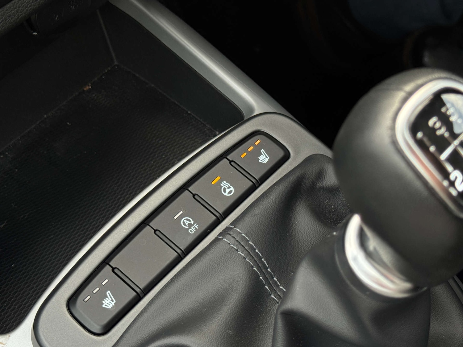 Used Hyundai i10 2022 for sale - 76705707: Photo 12