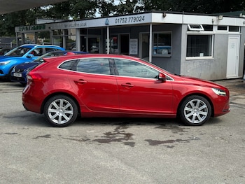 Used Volvo V40 2018 for sale - 79222163: Photo