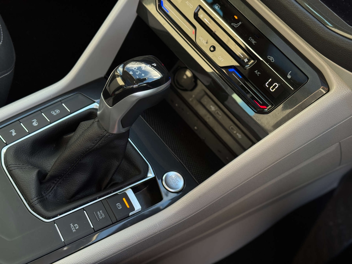 Used Volkswagen Tiguan 2023 for sale - 77399257: Photo 9