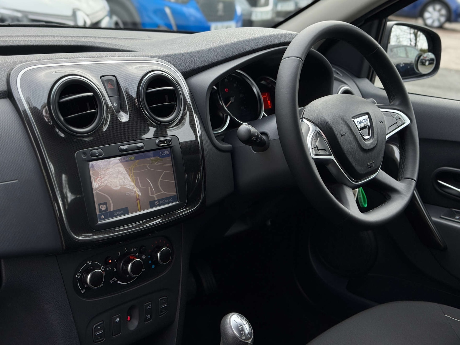 Used Dacia Sandero 2018 for sale - 77643167: Photo 2