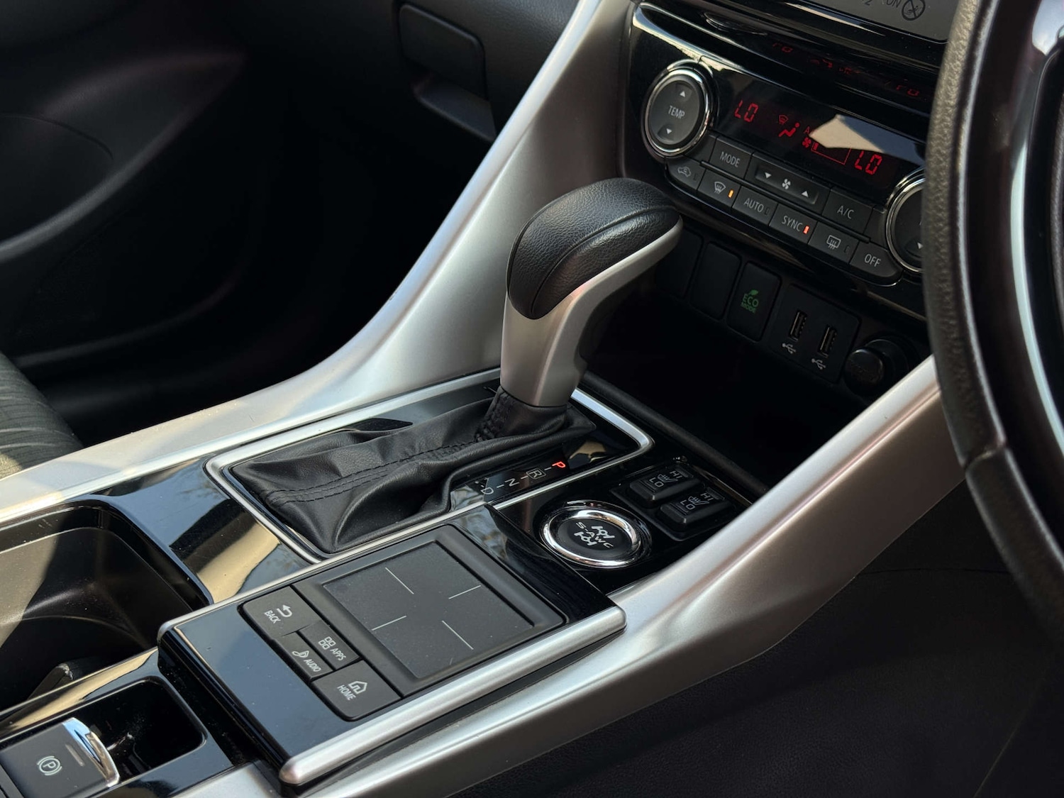 Used Mitsubishi Eclipse Cross 2020 for sale - 77964795: Photo 8