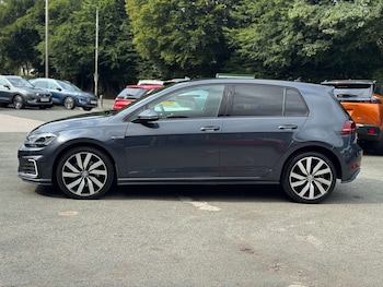 Used Volkswagen Golf 2018 for sale - 75441659: Photo