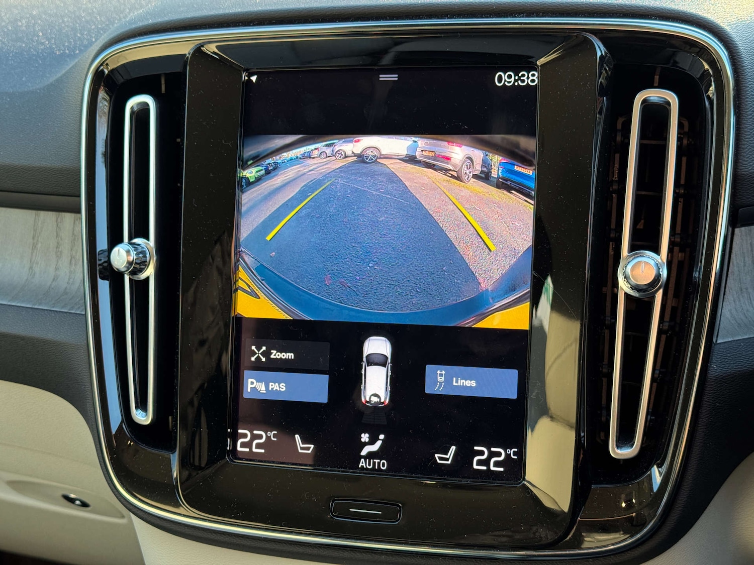 Used Volvo XC40 2020 for sale - 76686705: Photo 13