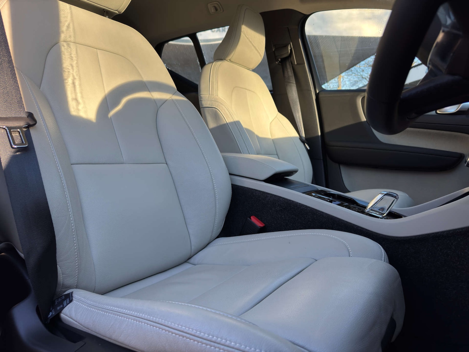 Used Volvo XC40 2020 for sale - 76686705: Photo 6