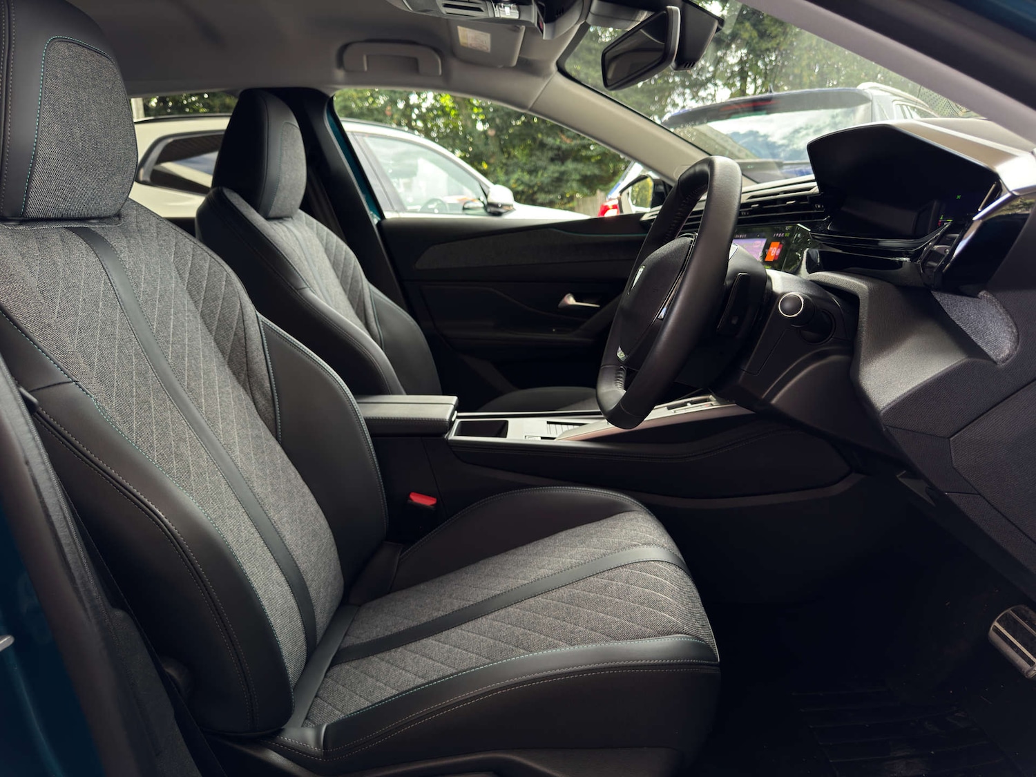 Used Peugeot 408 2023 for sale - 77937222: Photo 16