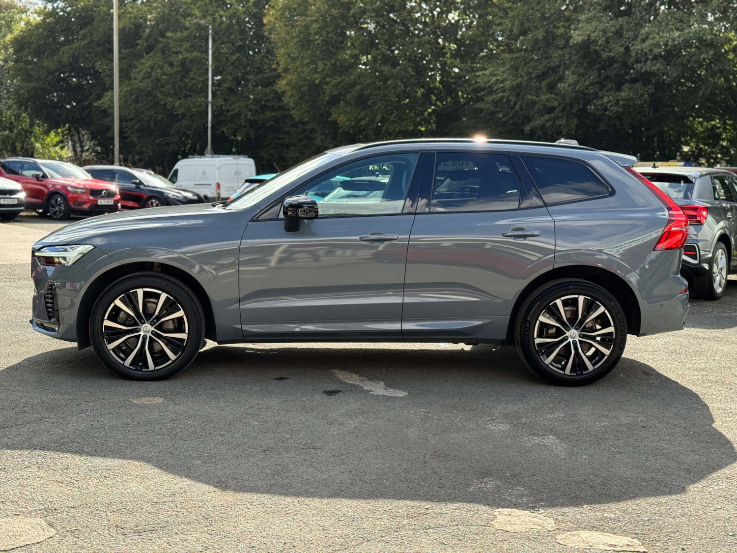 Used Volvo XC60 2023 for sale - 76600655: Photo 4