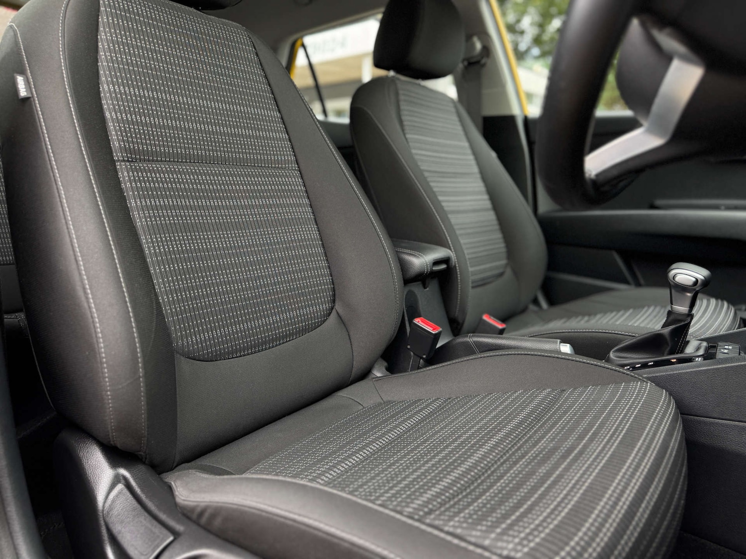 Used Kia Stonic 2022 for sale - 76600660: Photo 25