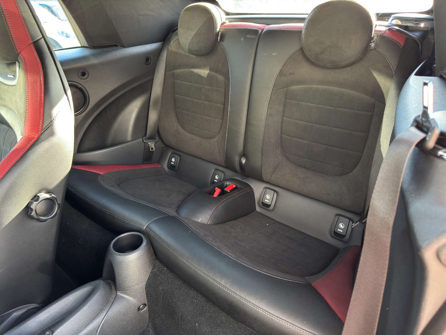 Used MINI Convertible 2017 for sale - 77964817: Photo 12