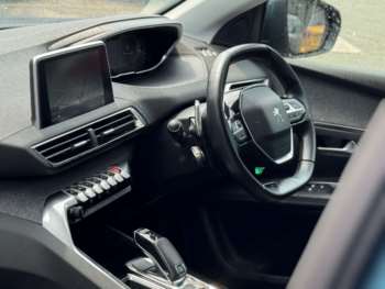 Used Peugeot 5008 2020 for sale - 74897475: Photo