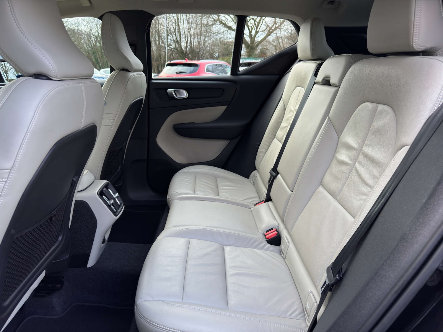 Used Volvo XC40 2022 for sale - 76969209: Photo 14