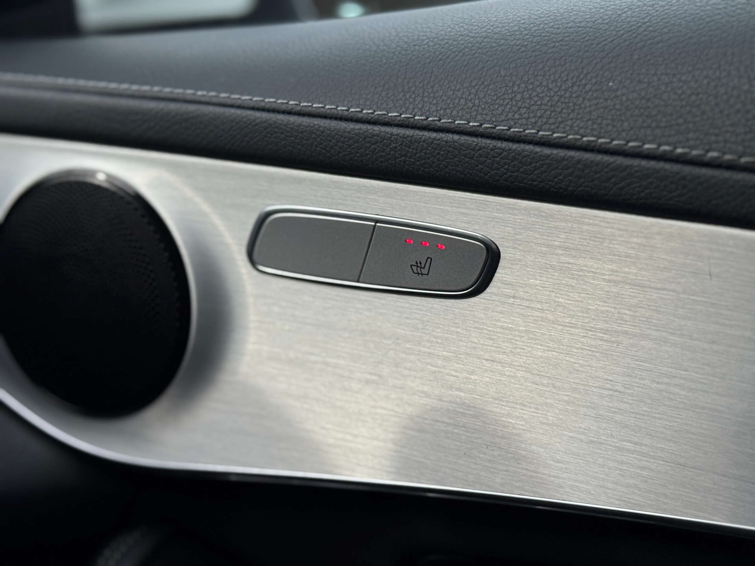 Used Mercedes-Benz GLC 2021 for sale - 76600661: Photo 25