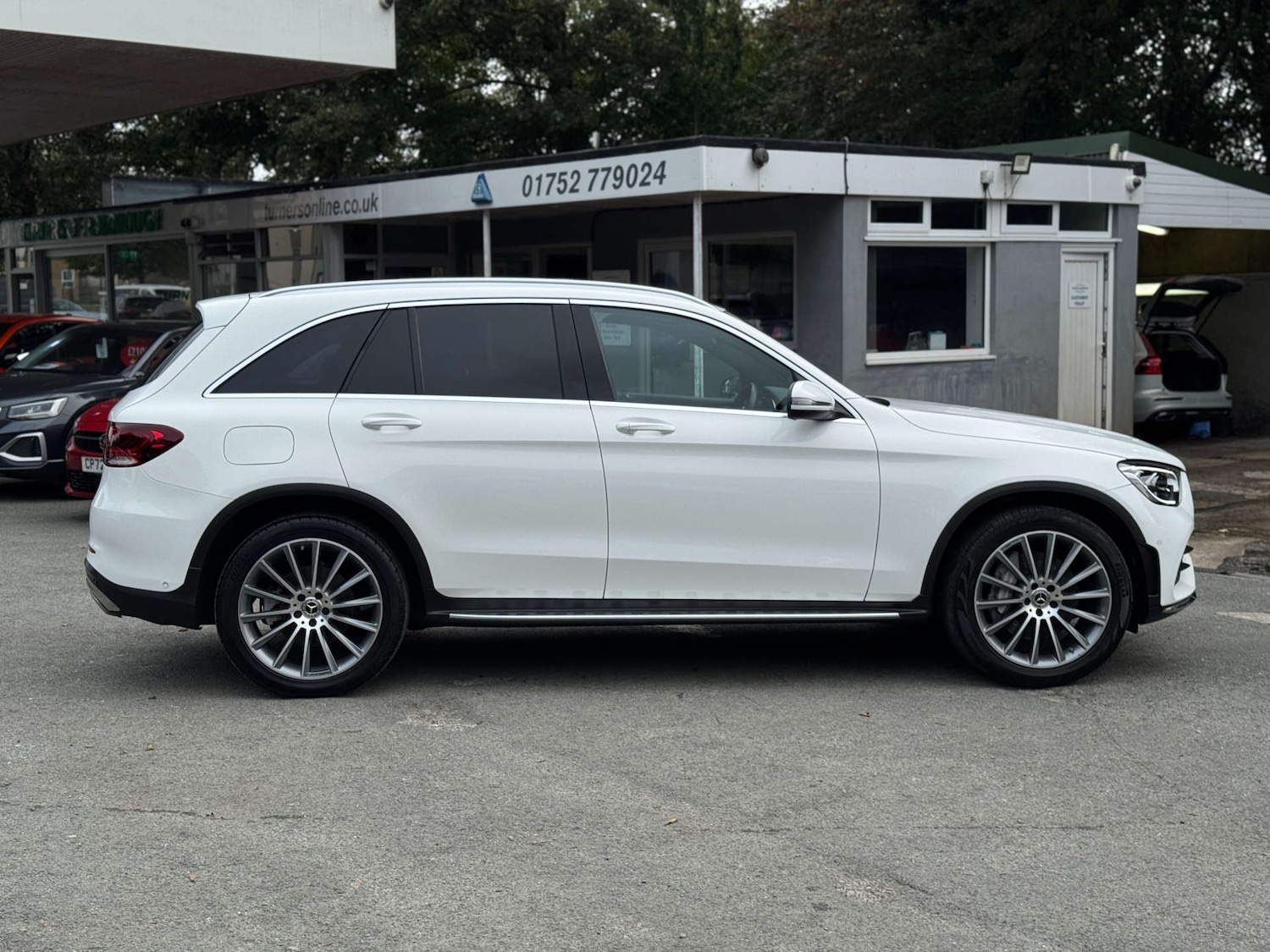 Used Mercedes-Benz GLC 2021 for sale - 76600661: Photo 8