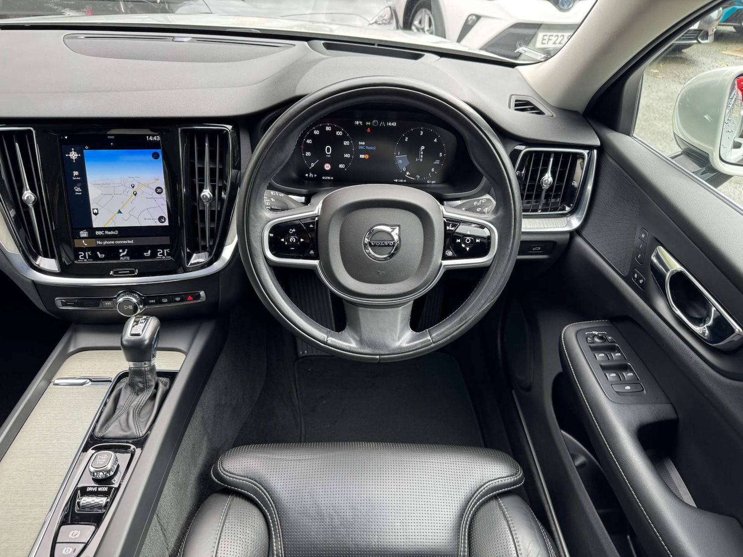 Used Volvo V60 2018 for sale - 76600659: Photo 16