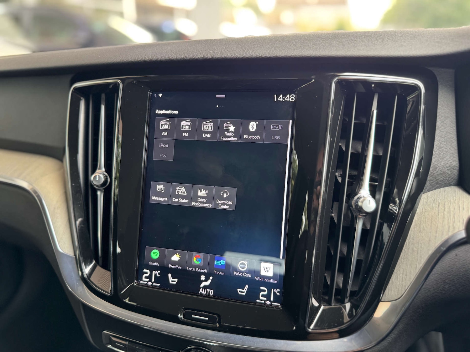 Used Volvo V60 2018 for sale - 76600659: Photo 23