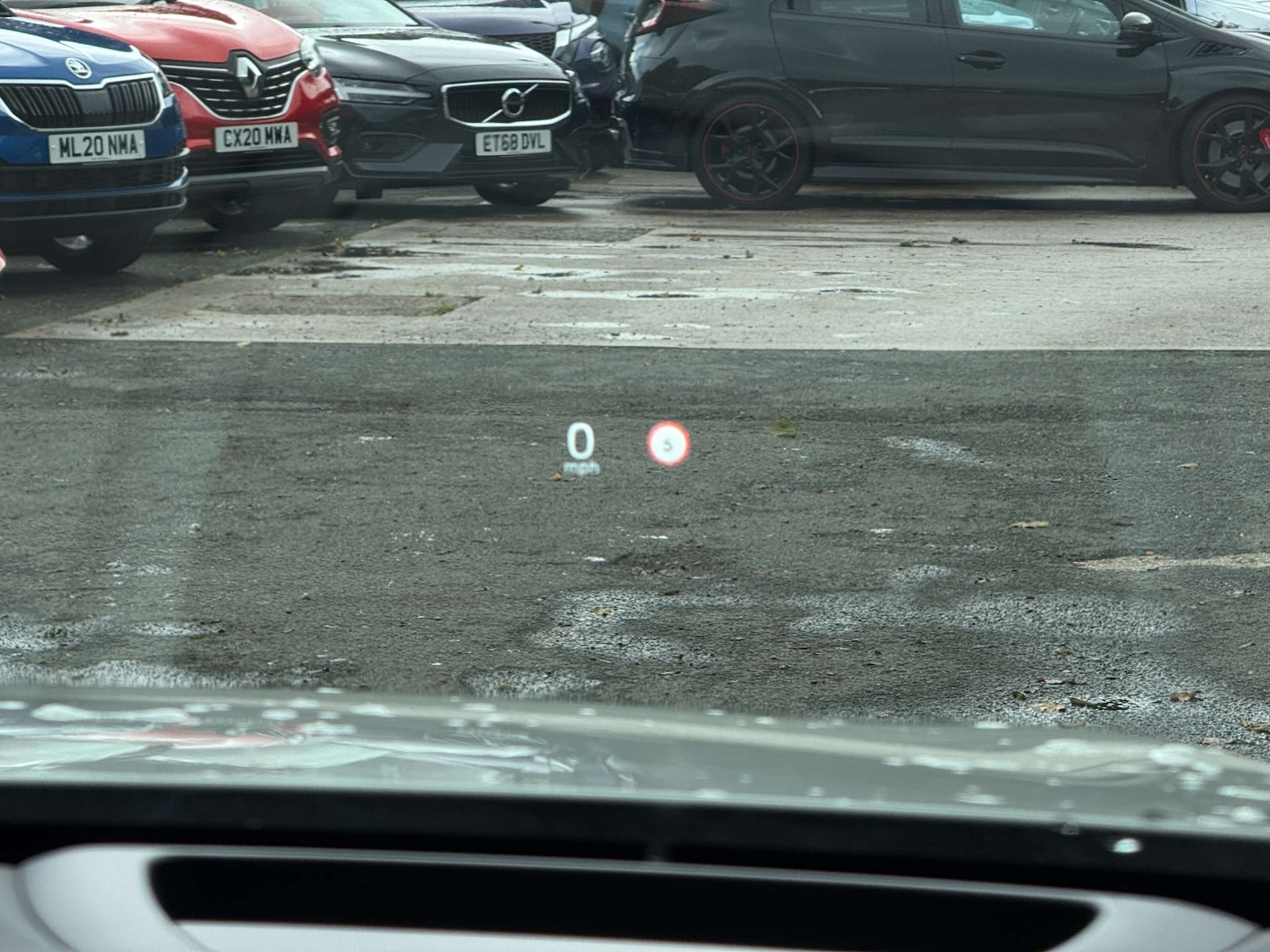 Used Volvo V60 2018 for sale - 76600659: Photo 3