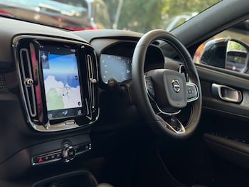 Used Volvo XC40 2020 for sale - 79174094: Photo