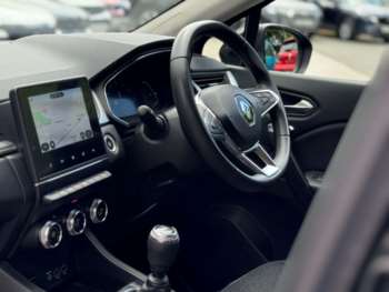 Used Renault Captur 2022 for sale - 74569554: Photo
