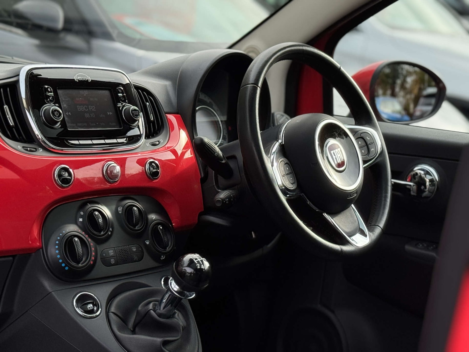 Used Fiat 500 2018 for sale - 76395530: Photo 2