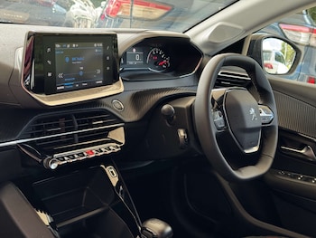 Used Peugeot 208 2023 for sale - 79408914: Photo