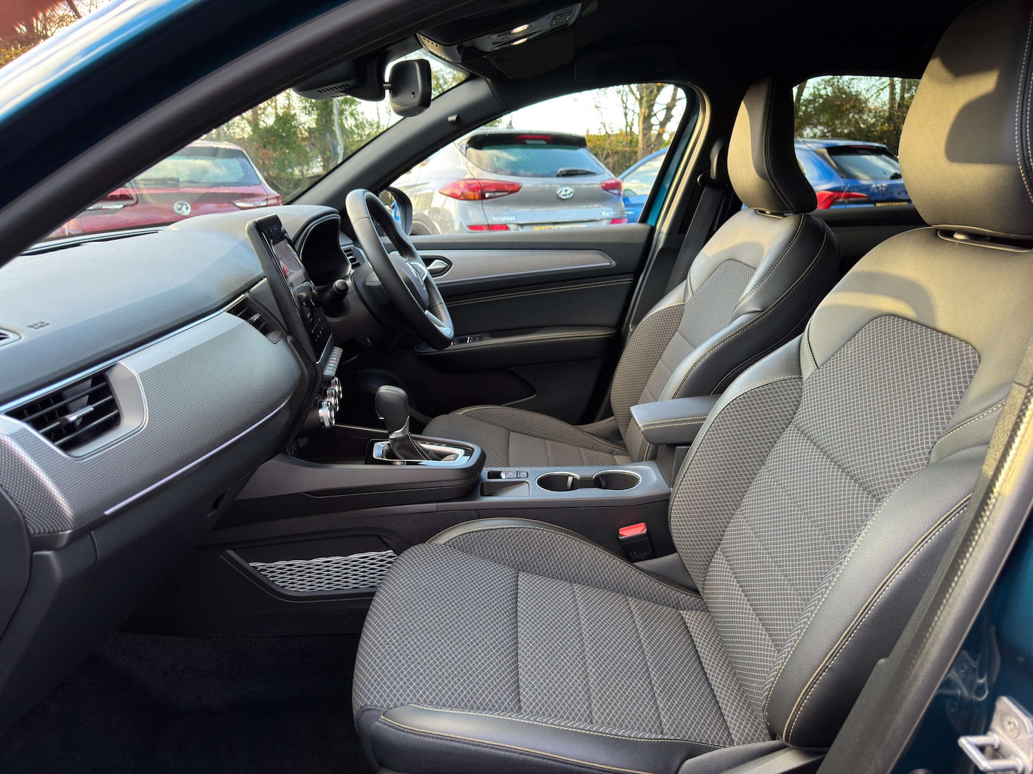 Used Renault Arkana 2023 for sale - 76611745: Photo 13