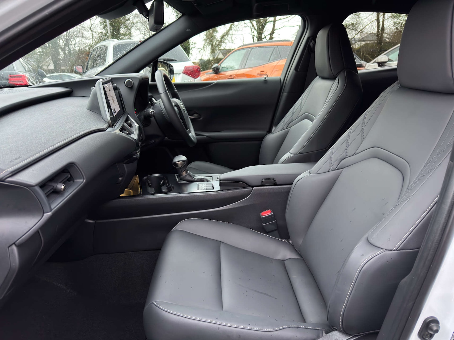 Used Lexus UX 2022 for sale - 77259119: Photo 13