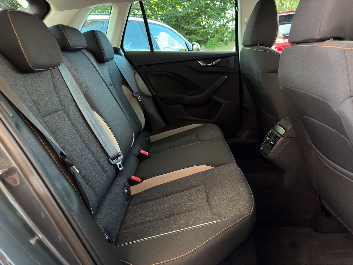 Used Skoda Kamiq 2021 for sale - 76600650: Photo 15