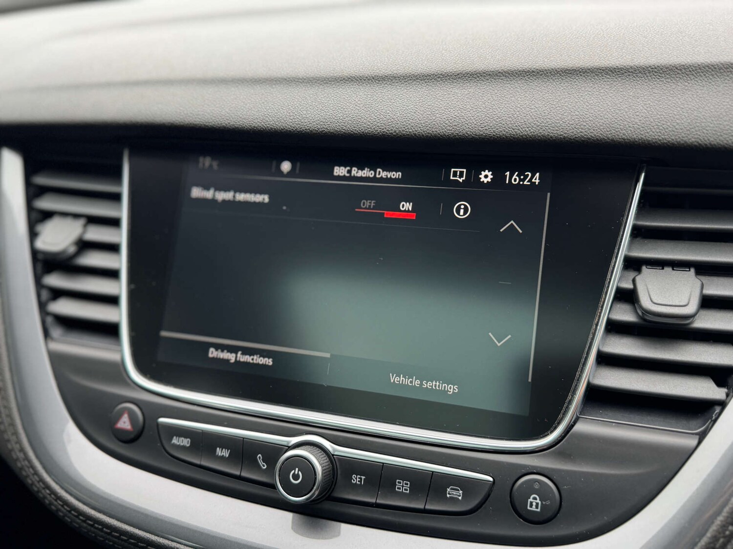 Used Vauxhall Grandland X 2020 for sale - 75971135: Photo 24