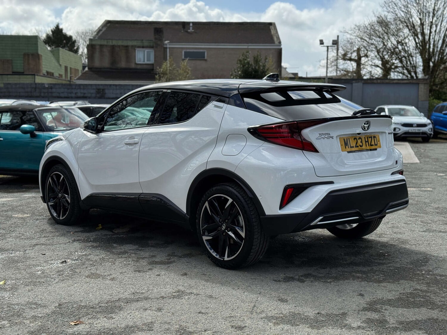 Used Toyota C-HR 2023 for sale - 78011132: Photo 5